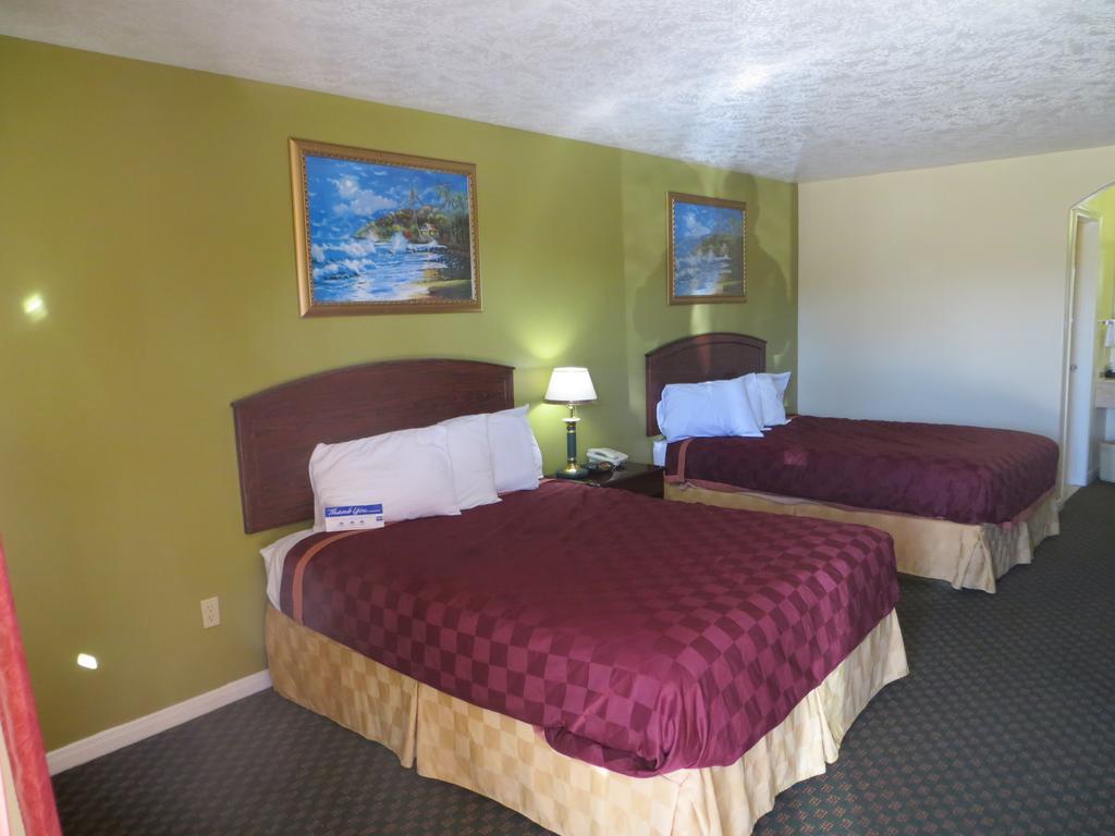 Americas Best Value Inn & Suites Hempstead Chambre photo